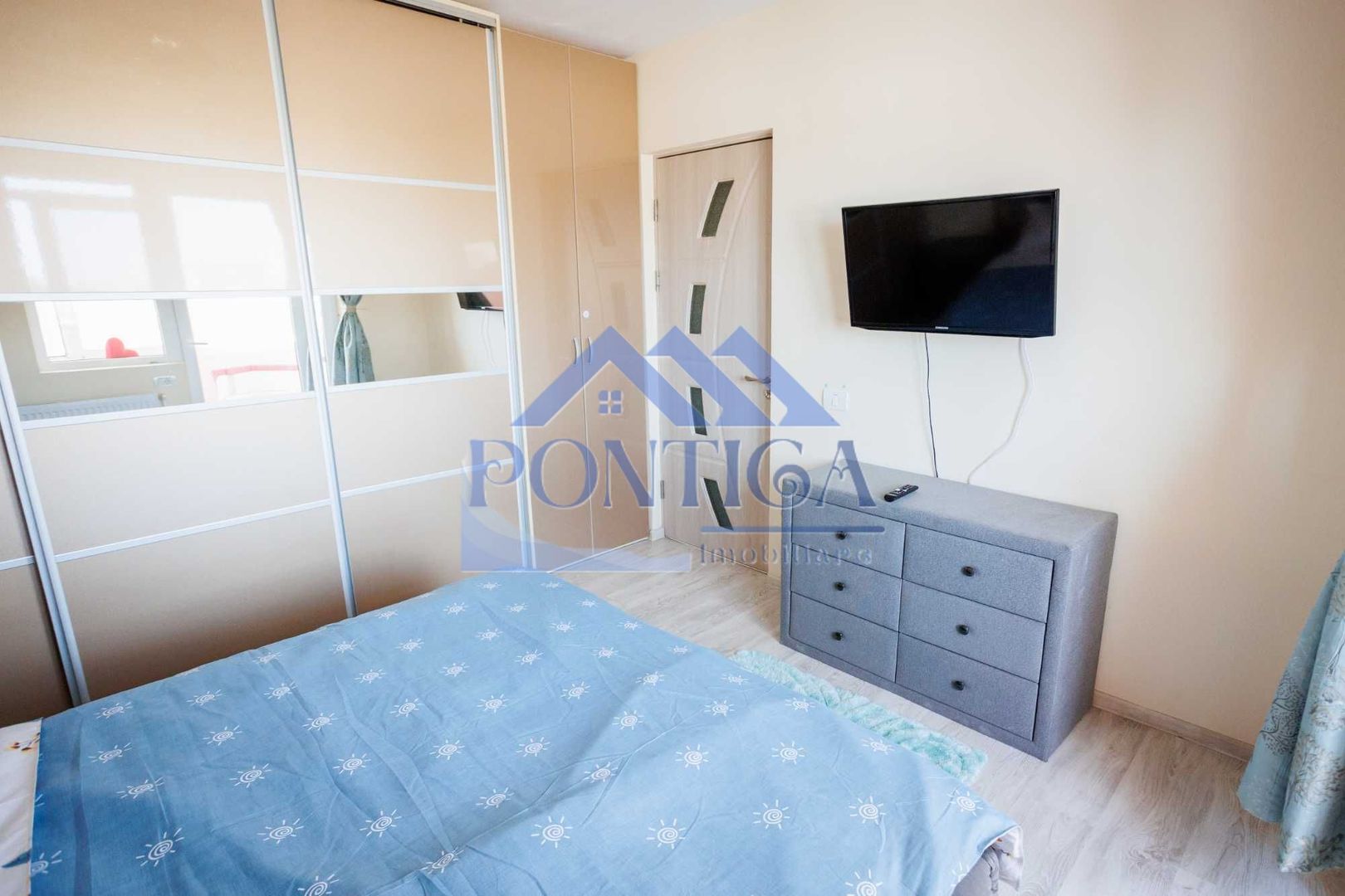 Vand apartament cu 3 camere decomandat ,confort 0,zona Brotacei - Poză 4