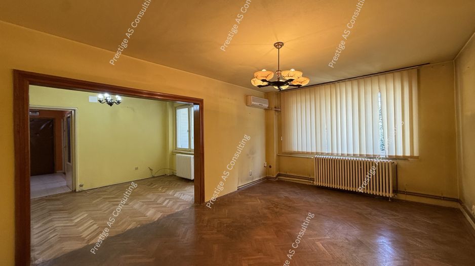 Apartament 4 camere, parter inalt zona Punctele Cardinale - Central - Poză 2