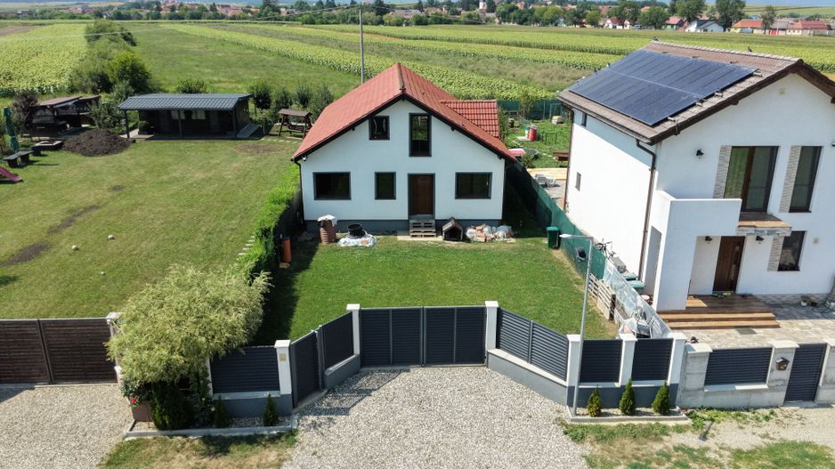 CASĂ PE PARTER DE VÂNZARE ÎN HĂLCHIU – TEREN 600 MP - Poză 2