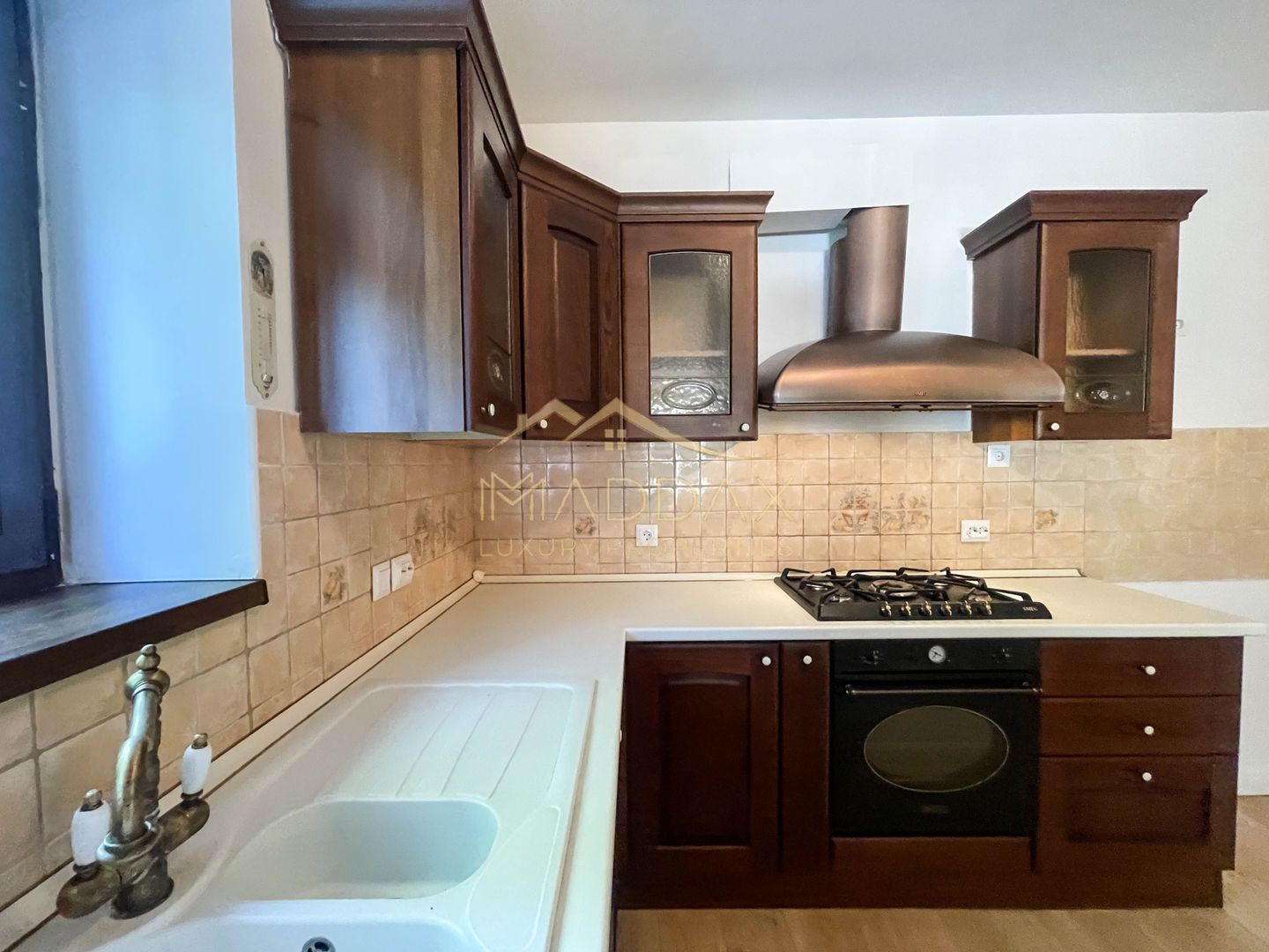 Amazing 6 Rooms Villa // Private Pool // 4 Parking Place / Erou Iancu Nicolae - Poză 15