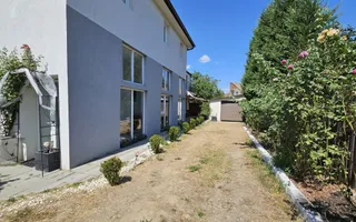 0 % comision, casa individuala 4 camere, 400 mp teren cartier Bulgaria - Poză 21
