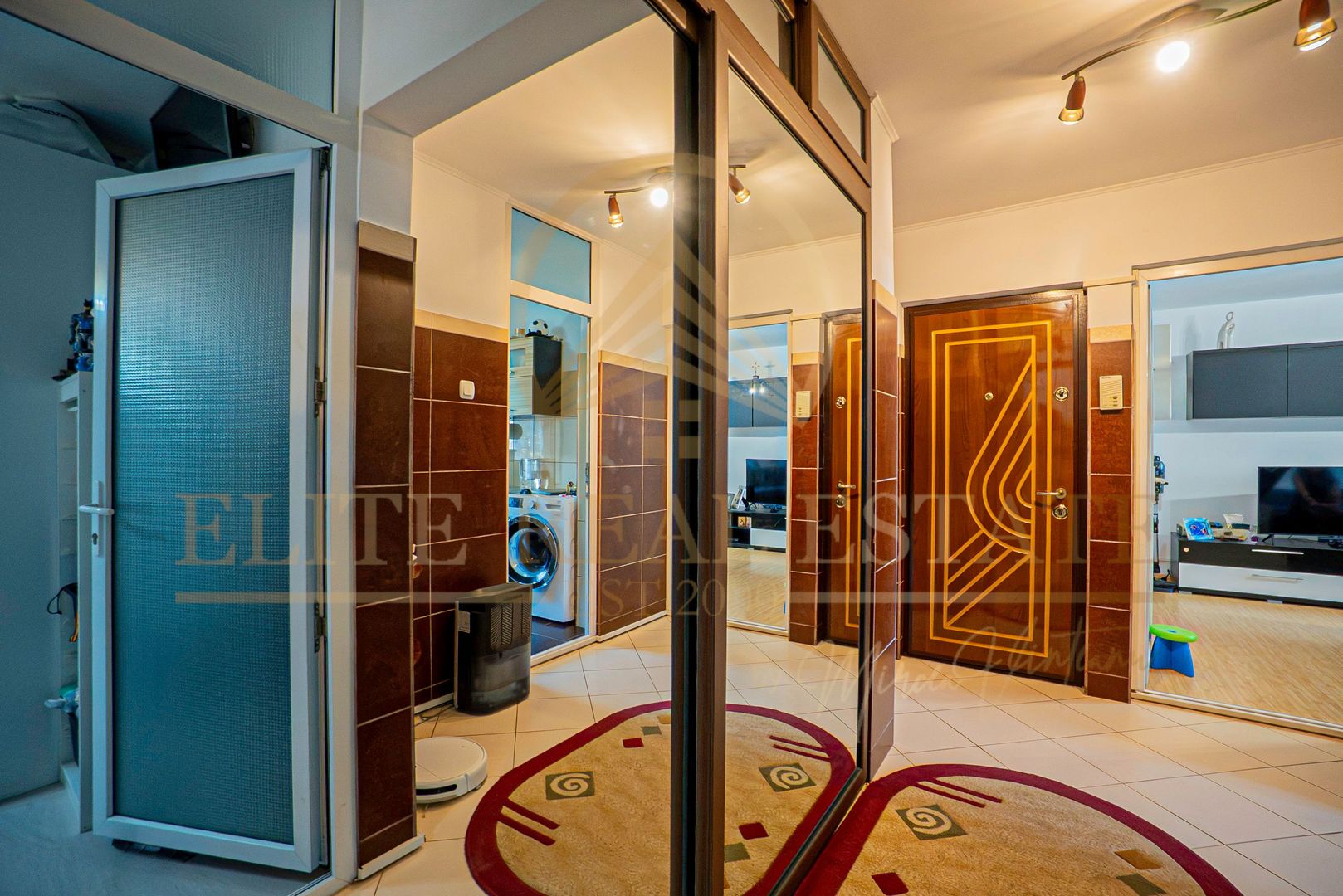 POARTA 6 - Vânzare apartament decomandat cu 2 camere, etaj 2. - Poză 3