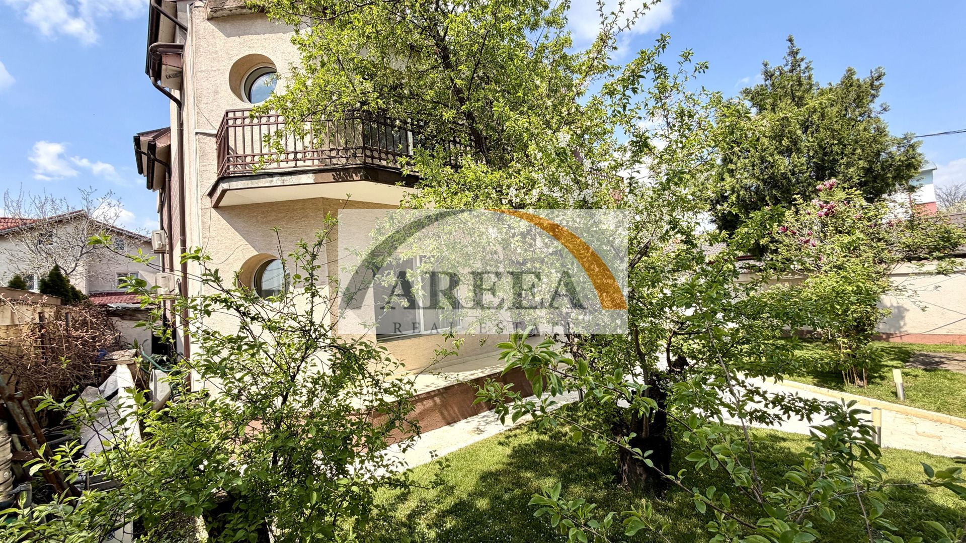 VILA ELEGANTA - 350 mp - D+P+E+M - METROU APARATORII PATRIEI - Poză 3