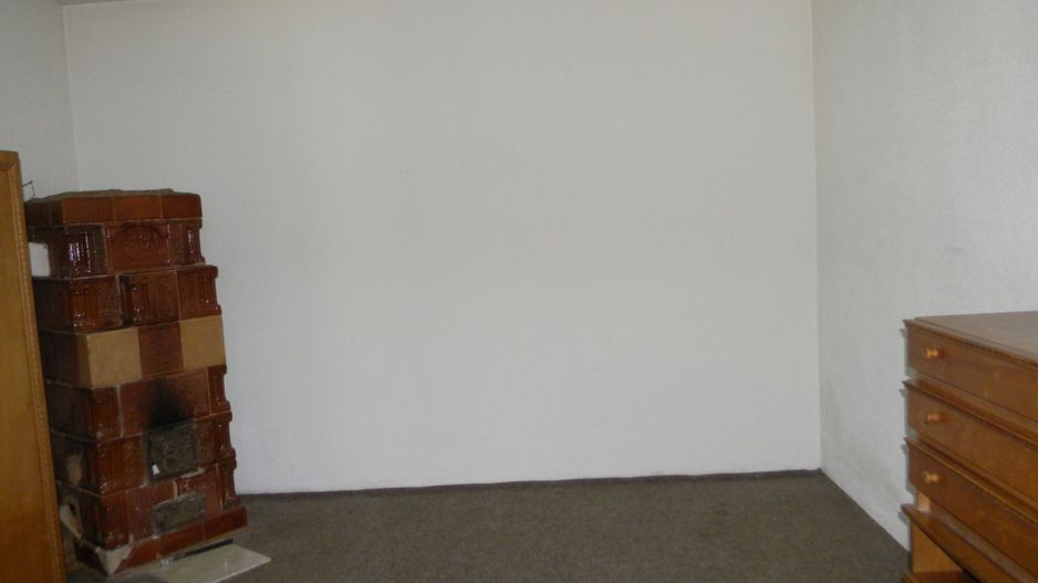 Proprietate cu 2 hale si casa la inchiriat,teren 1350mp - Poză 20