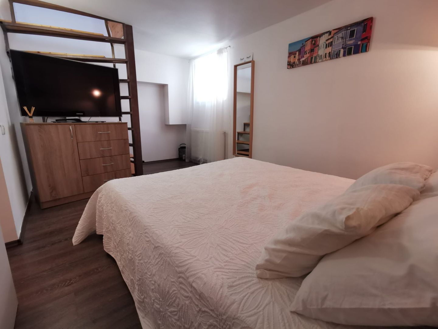 Apartament cu doua camere pe strada Actorului - Poză 10