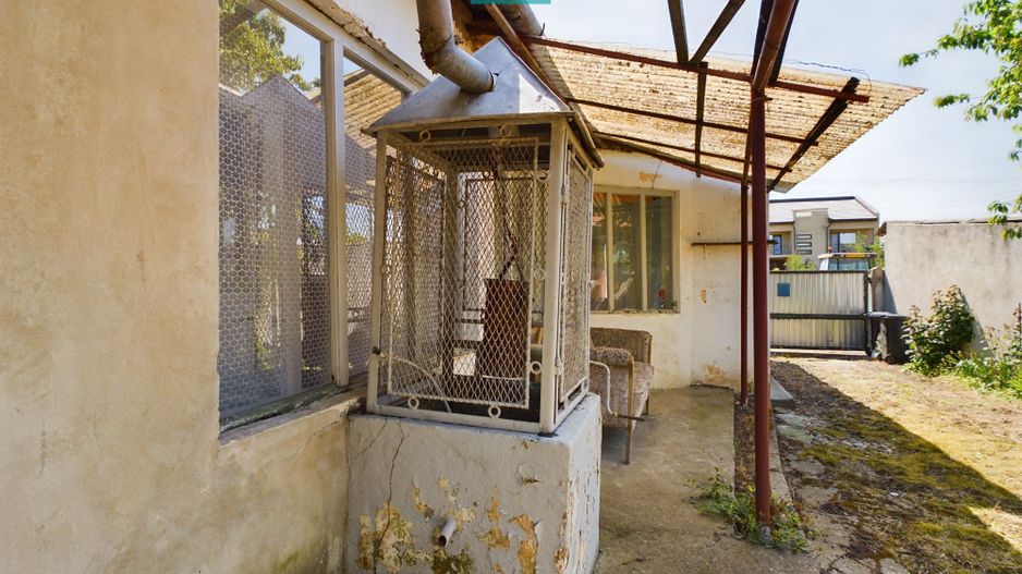 Casă cu 4 camere în Cruceni - Poză 11