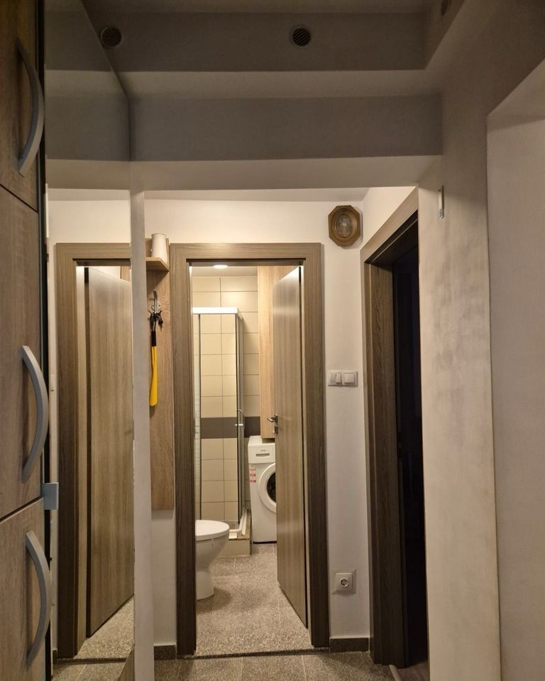 Cameră de inchiriat într-un apartament 2 camere, 3 min metrou Raul Doamnei - Poză 8