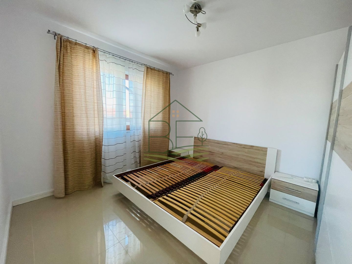 Intimitatea unei vile, confortul unui apartament pe Calea Turnișorului - Poză 4