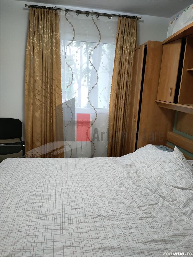 Vânzare apartament semidecomandat 4 camere cu centrală Bd. Obregia - Poză 21
