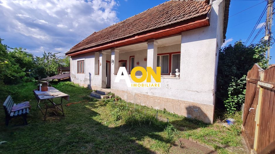 Casa 2 Camere, Teren 1081 mp, Ciugud - Poză 2