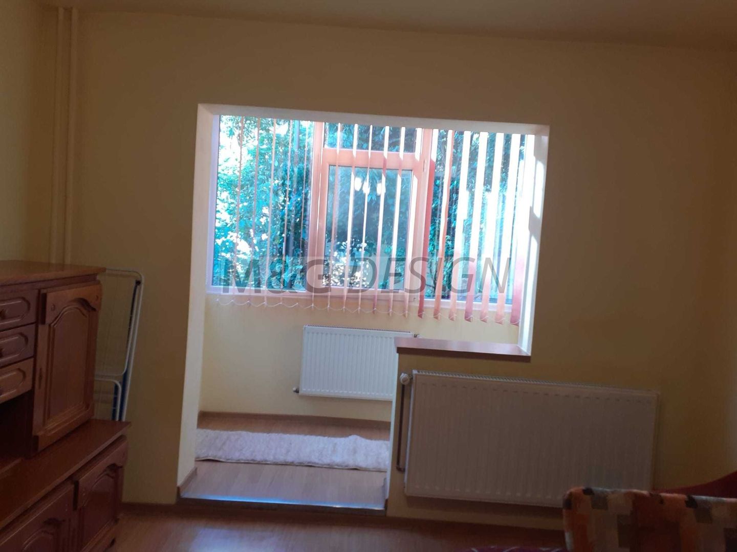 Apartament 1 camera  parter cu balcon si centrala - Poză 2