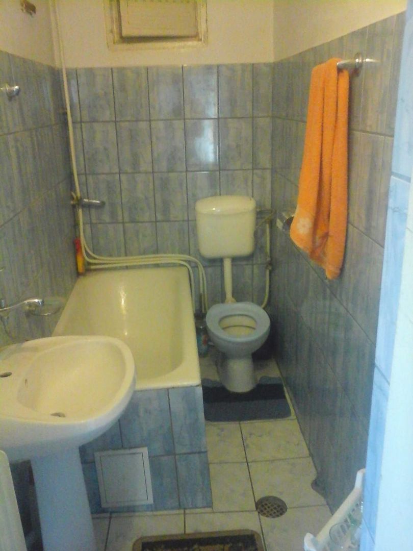 BRASADAS vinde casa cu etaj 4 cam 4 ari in zona 14 Mai. - Poză 10