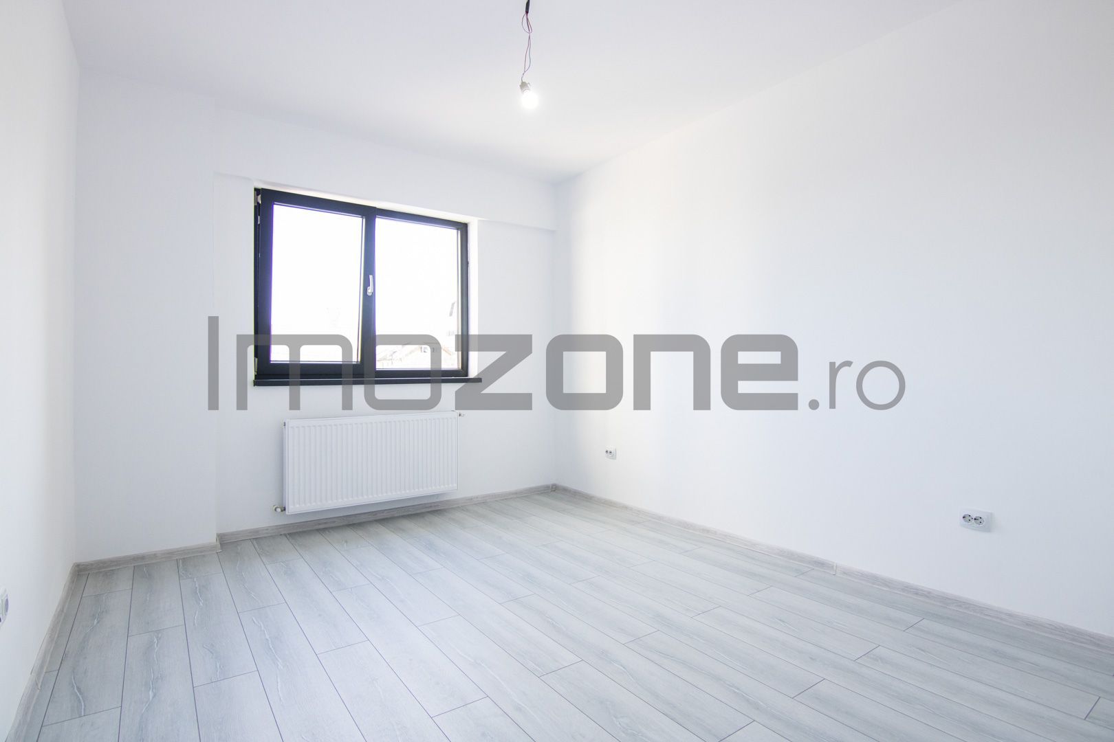 2 camere, 56 mp, decomandat, bucatarie 9 mp, centrala proprie - Poză 1