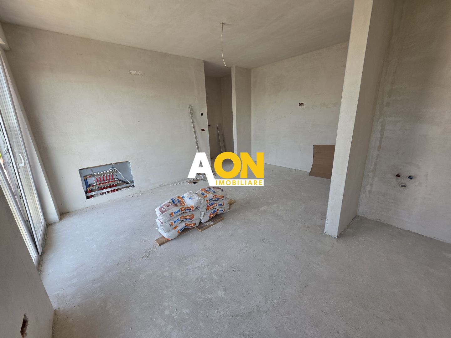 Apartamente 2 si 3 Camere, Bloc Nou, Zona Cetate ! - Poză 2