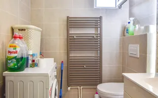 Casa zona centrala, curte individuala - Poză 11