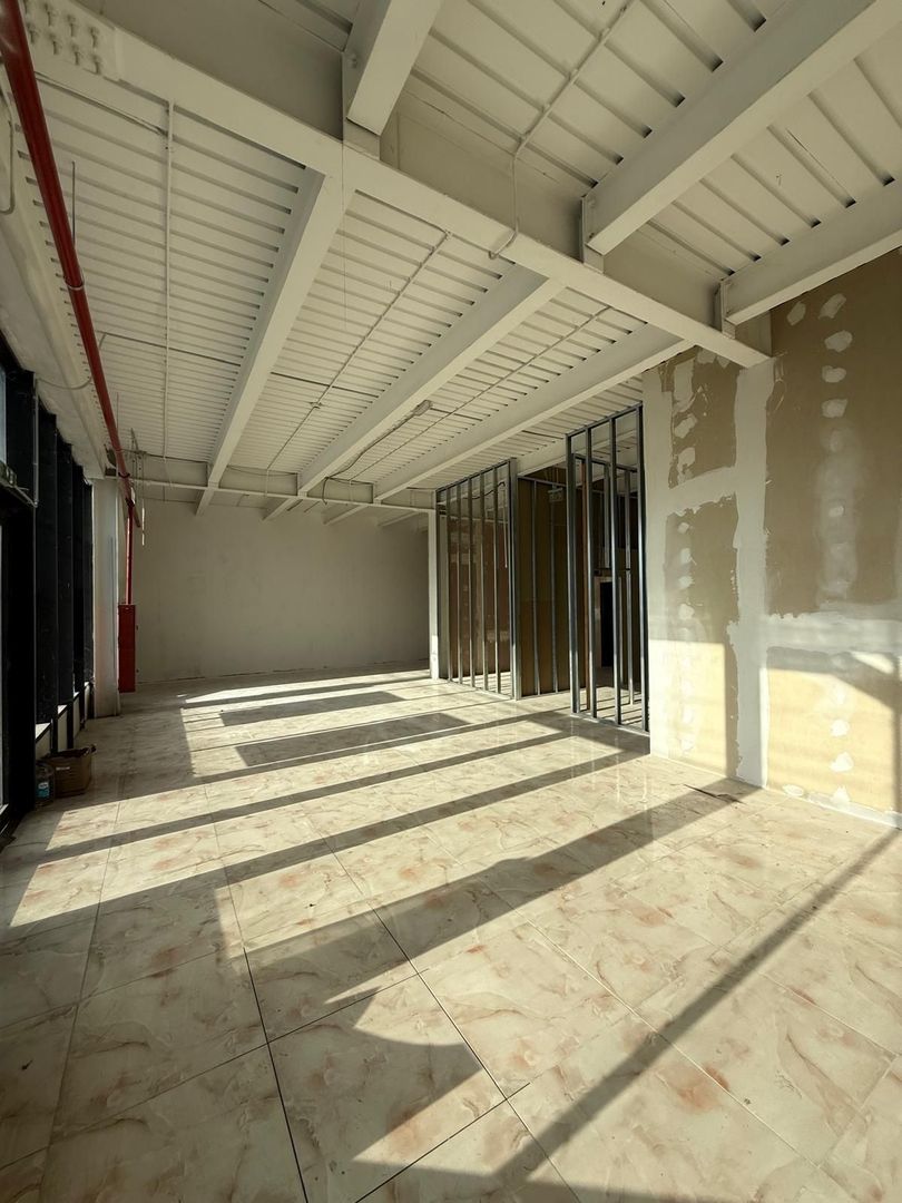 Spatiu comercial nou Stefanesti A3 inchiriat RETURN 12 ANI - Poză 2