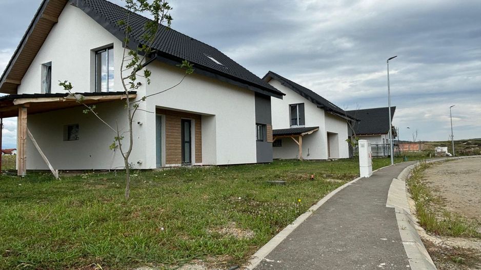 Casa individuala noua, moderna, INTABULATA- Sura Mica, Sibiu - Poză 5