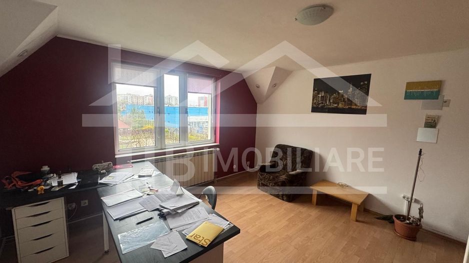 Vila cu 6 camere, 420mp,  teren 720mp, parcari, Zona Shopping City - Poză 16