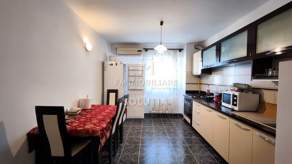 Apartament 3 camere de închiriat | 2 băi | zonă Marinex – Baia Mare - Poză 5