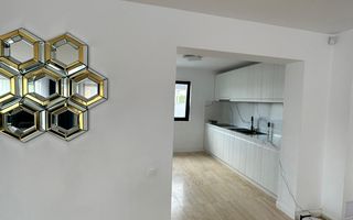 Vila modernă de închiriat pe termen lung – Siliștea Snagovului,  Jacuzzi  Ponton - Poză 3