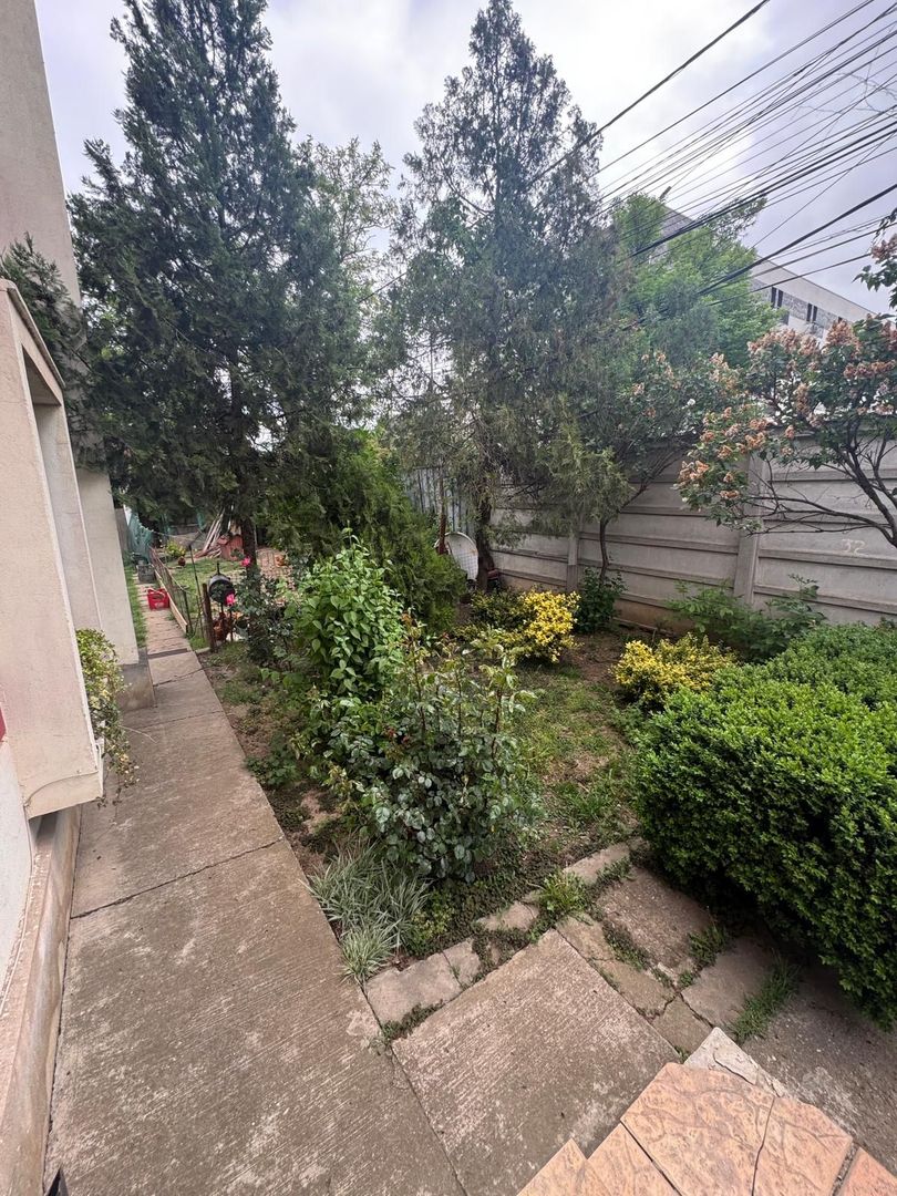 Casa de închiriat 7 camere Sector 4, ideal pentru clinica, gradinita - Poză 12