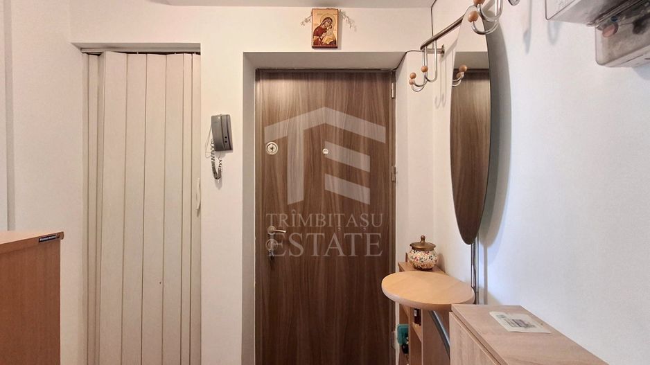 De Vanzare Apartament 2 Camere  zona Magheru - Poză 9