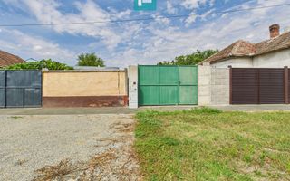 Casă cu 2 camere și teren în Gai - Poză 7