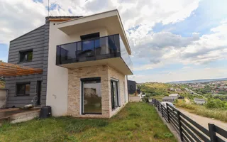 Casa individuala superba, amenajata in stil scandinav Dezmir - Poză 48