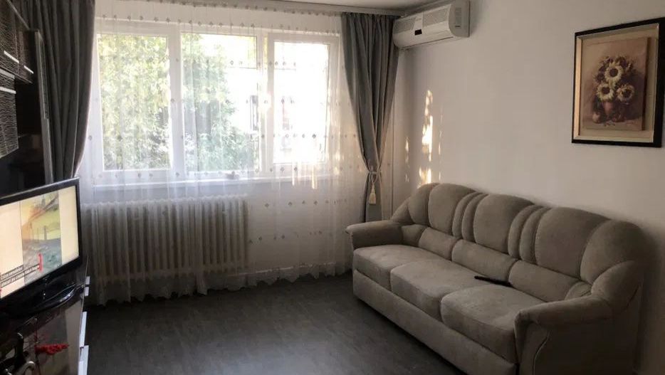 Apartament cozy, 3 camere, Raul Doamnei - Poză 2
