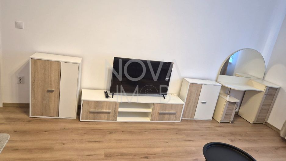 Apartament 3 camere, prima inchiriere - Strand - Poză 2
