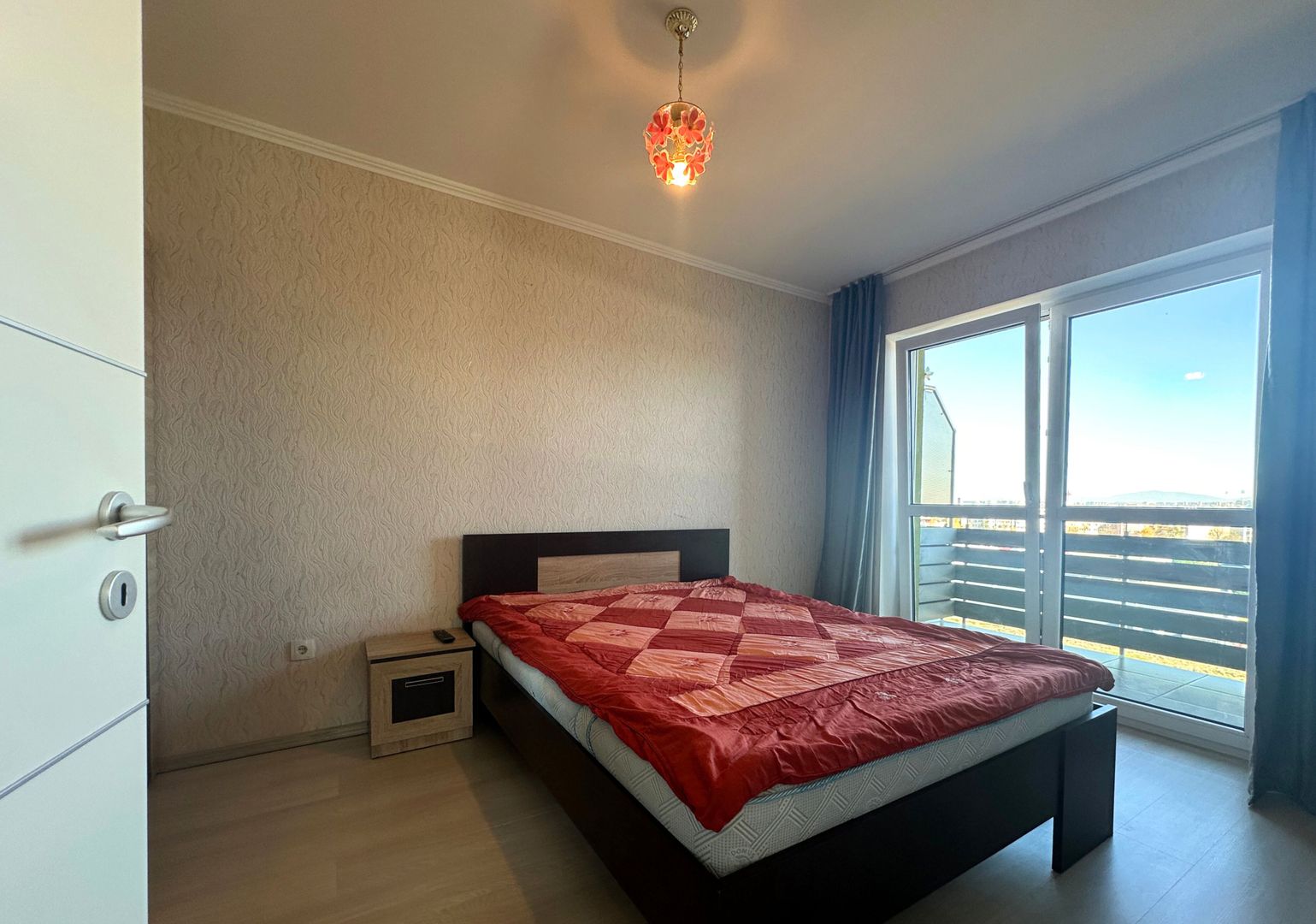 Apartament modern cu 2 camere și vedere spectaculoasă spre munți Avantgarden 3 - Poză 11