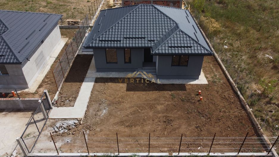 De vanzare Casa parter, 3 Camere cu incalzire in pardoseala | Berceni - Poză 1