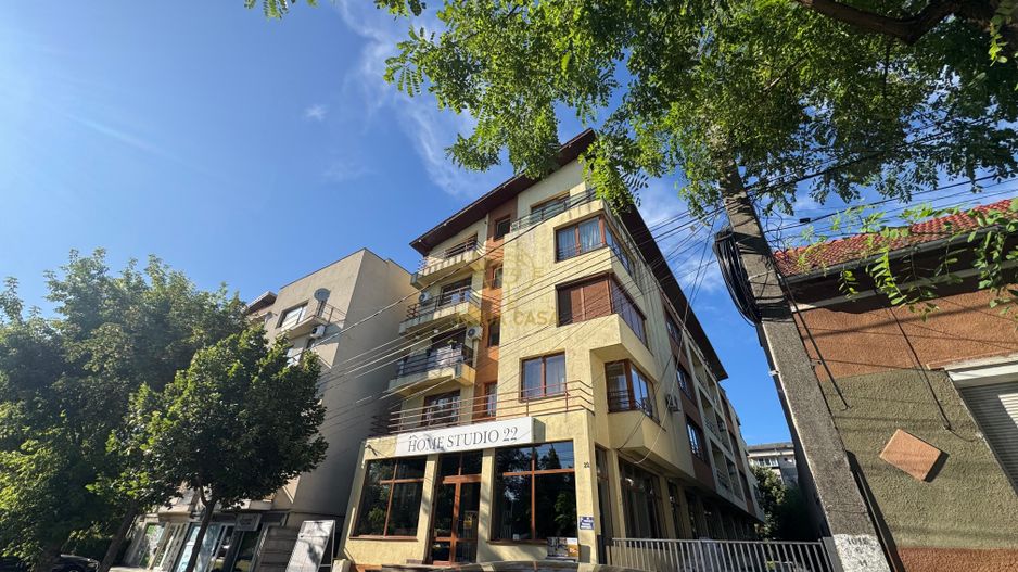De vanzare Apartament 3 Camere 99MP Mobilat/Utilat - Poză 1
