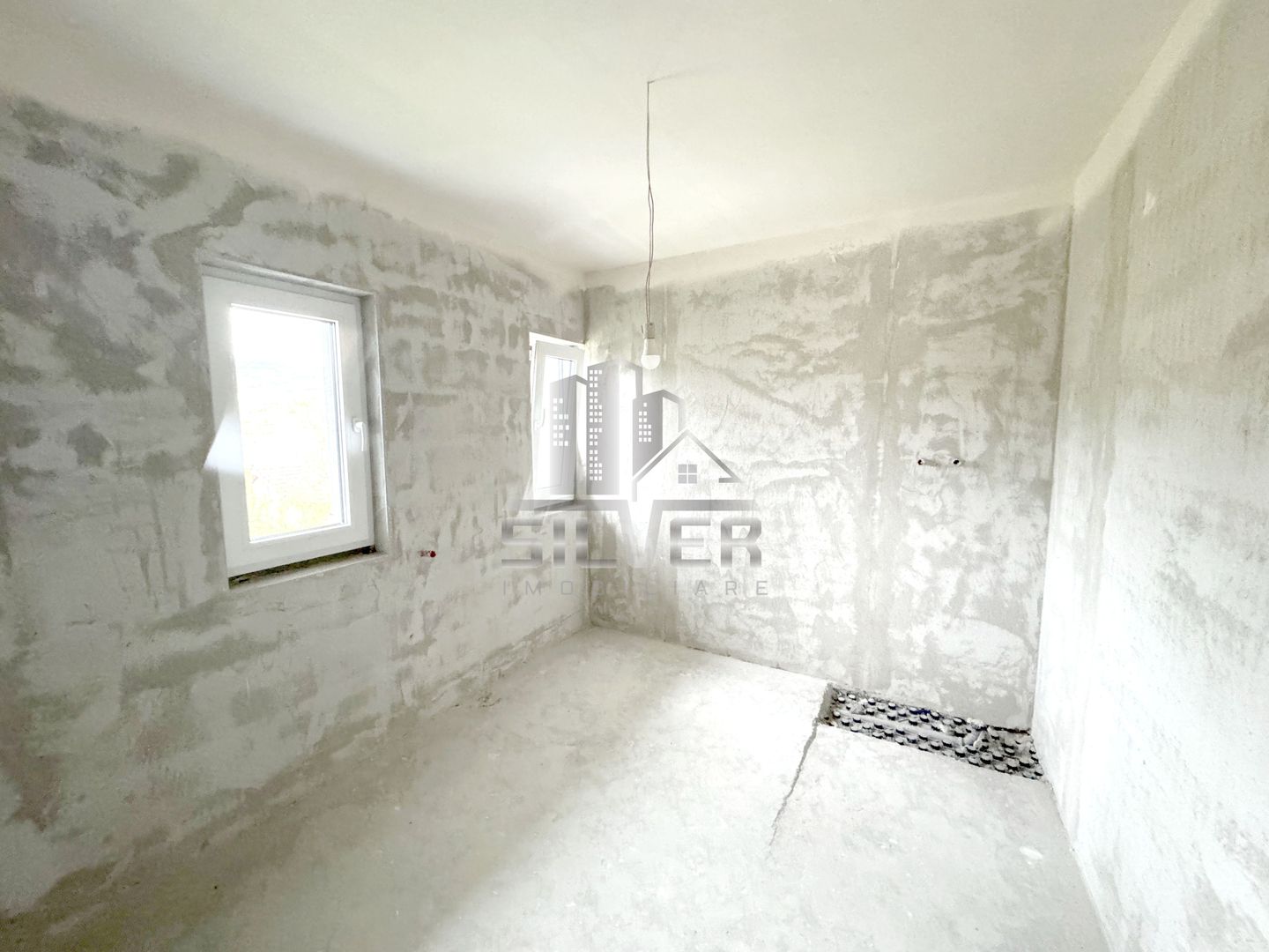 Casa  individuala cu teren de 472 mp in zona centrala. - Poză 15