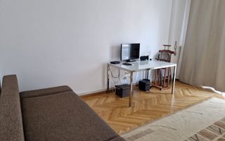 Garsoniera balcon frantuzesc -Universitate I Etaj 4 I Centrala proprie - Poză 3