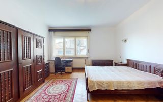 Apartament in casa si garaj in zona spitalul militar-Brasov - Poză 3