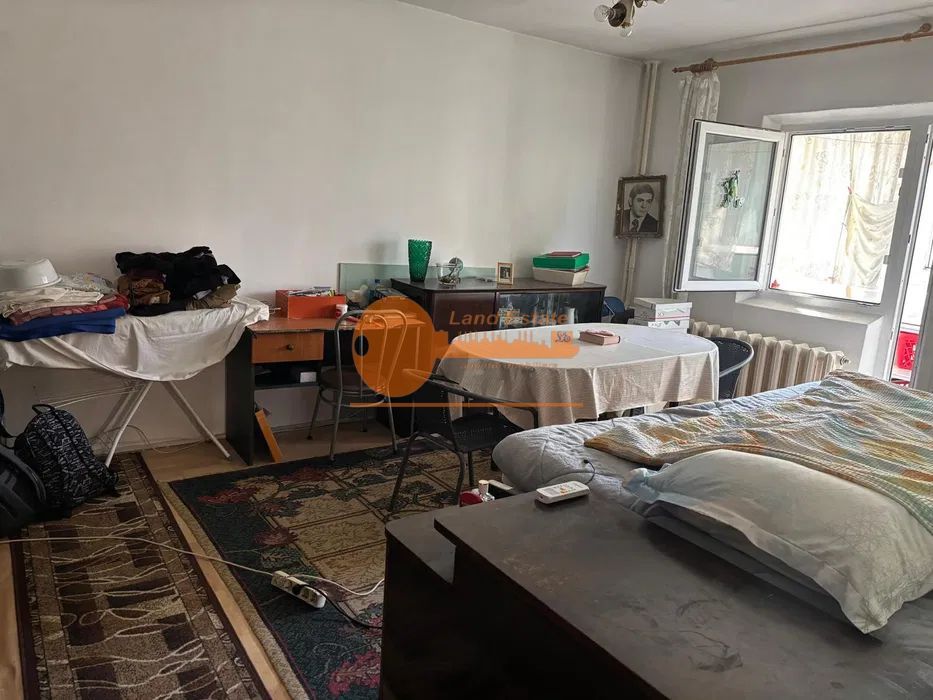 Garsoniera Sebastian-Bloc Mixt-1988 - Poză 6