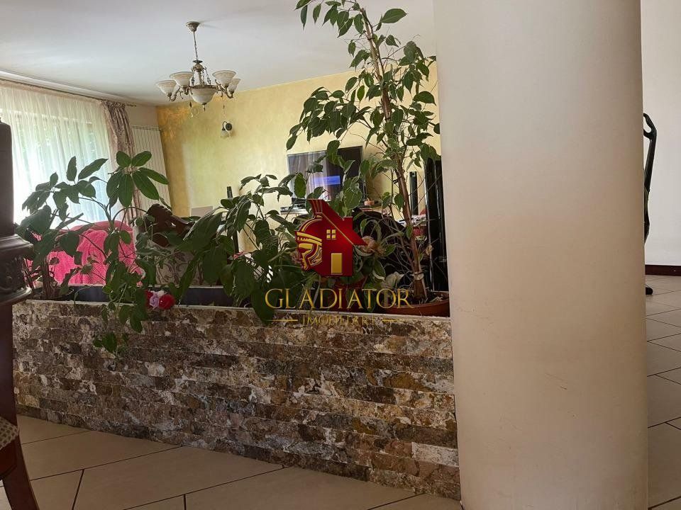 Vila cu terase, garaj si o gradina de vis pentru o familie fericita - Poză 7