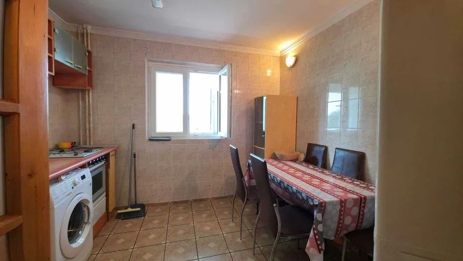 Apartament 2 camere de vanzare metrou Gorjului - Poză 3