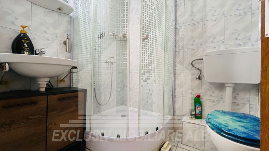 Garsoniera de inchiriat zona Cetate- Closca, mobilata si utilata - Poză 4
