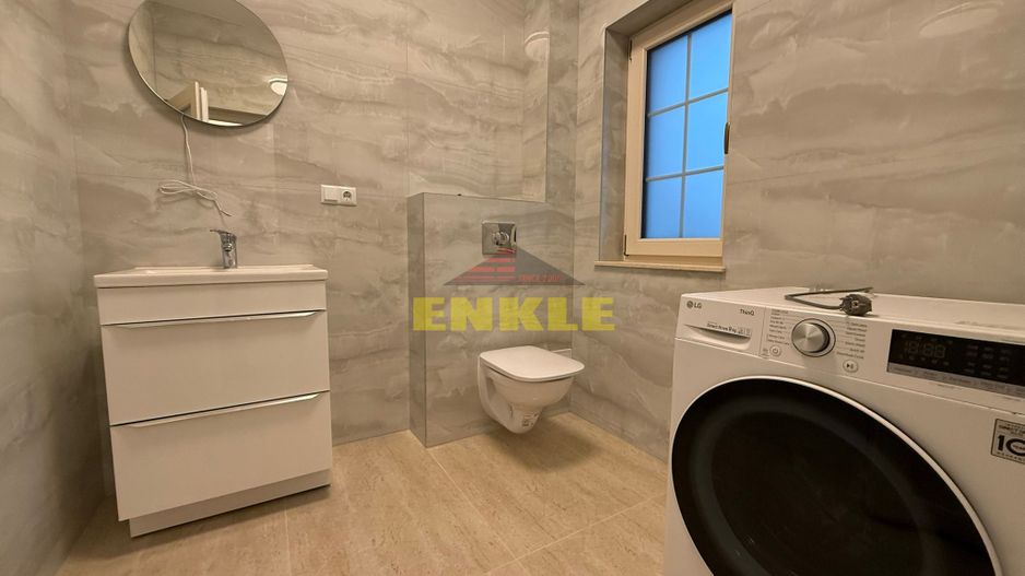 Casă / Vilă cu 4 camere de vânzare în Ultracentral, Botosani - Poză 12