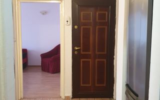 Vând apartament 2 camere,  comfort 1,zona 9 mai - Poză 5