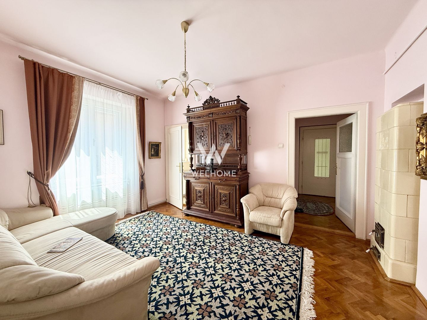 Apartament mobilat si utilat complet, zona centrala, 4 camere, 2 bai - Poză 2