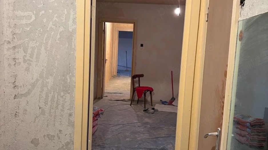 Apartament 3 camere de vânzare Apusului - Poză 4