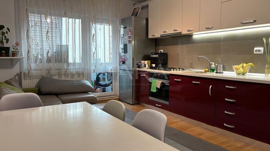 Apartament cu 3 camere, etaj intermediar, aproape de Piața Mărăști. - Poză 2