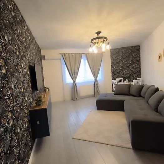 AP. 2 CAMERE PACII, PRIMA INCHIRIERE, LOC PARCARE, METROU 3 MINUTE - Poză 2