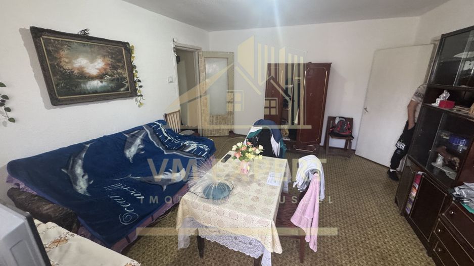 APARTAMENT 2 CAMERE ETAJ 2 GRUI CAMPULUNG - Poză 2