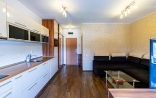 Garsoniera, 30 mp, mobilata, etaj 2, 10 minute Metrou Lujerului - Poză 1