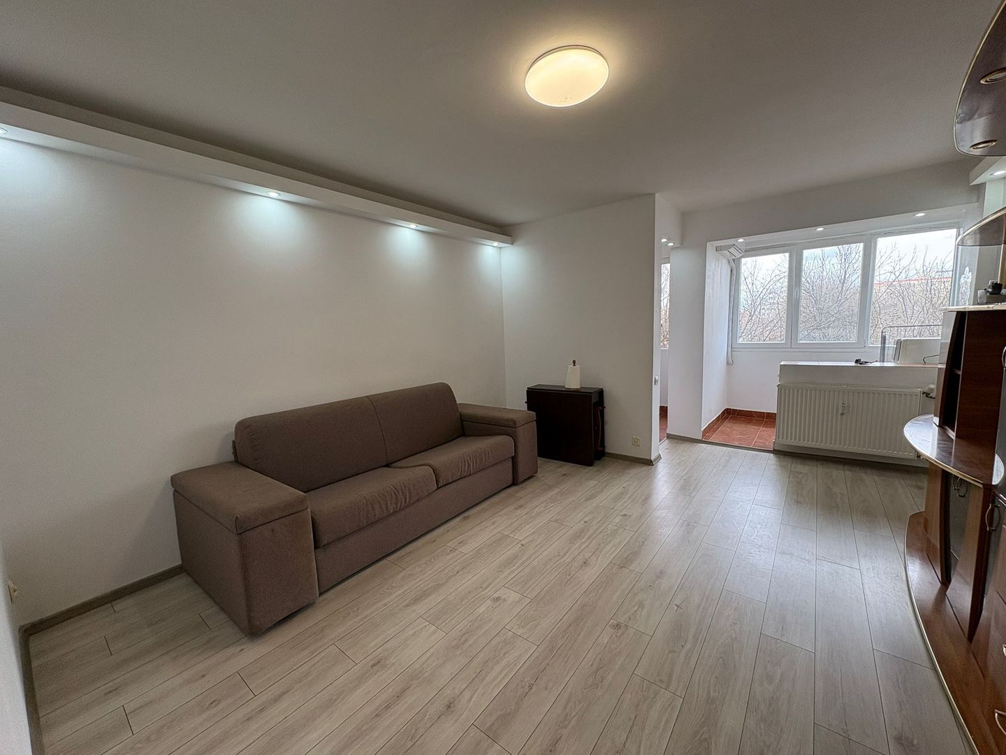 GARSONIERA APARATORII PATRIEI, MOBILAT/UTILAT, METROU 11 MINUTE - Poză 2