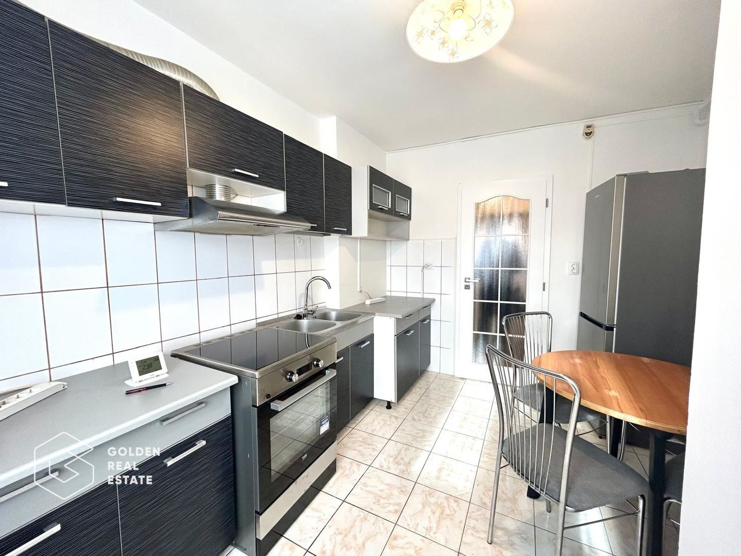 Apartament cu 3 camere, etaj 3, zona 300 Micalaca - Poză 4